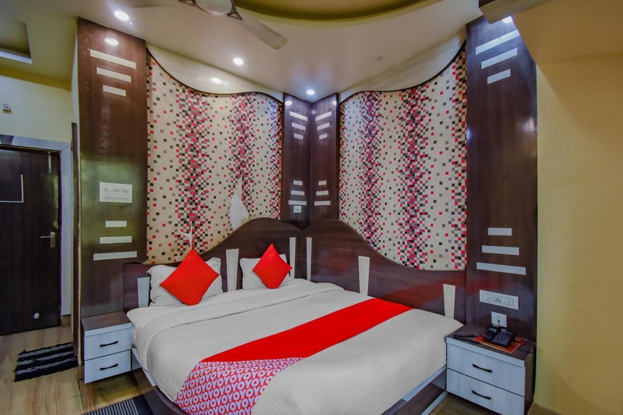 Oyo 1851 Hotel Sefali Deluxe كولكاتا المظهر الخارجي الصورة