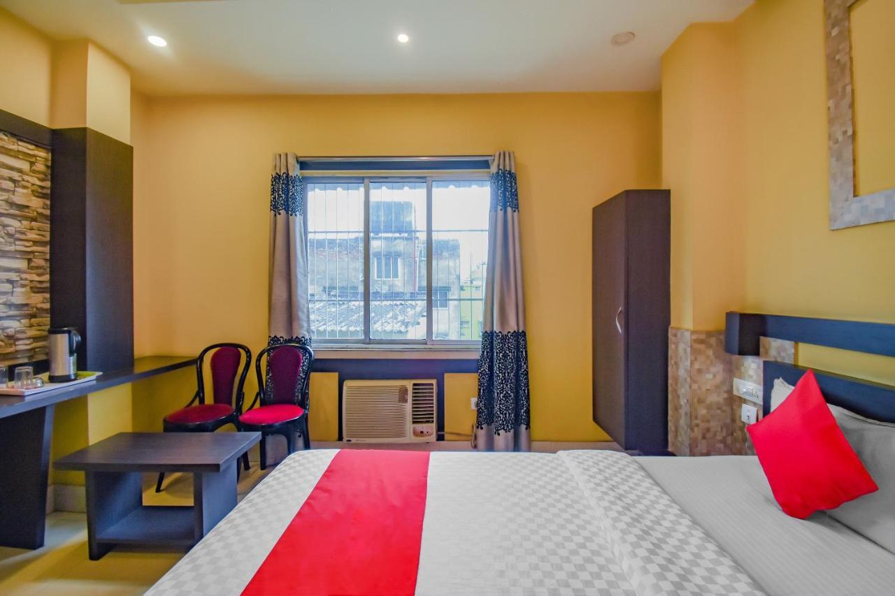 Oyo 1851 Hotel Sefali Deluxe كولكاتا المظهر الخارجي الصورة