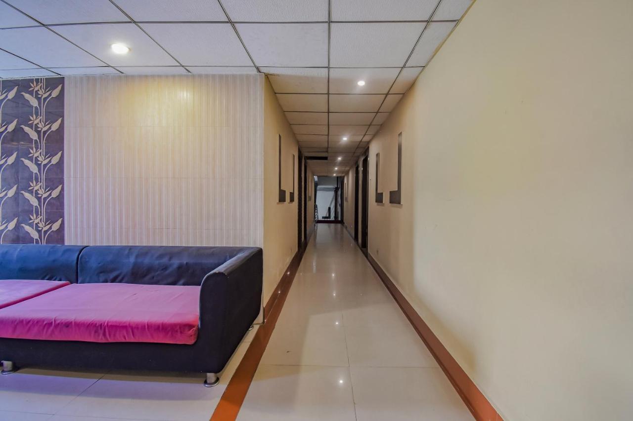 Oyo 1851 Hotel Sefali Deluxe كولكاتا المظهر الخارجي الصورة