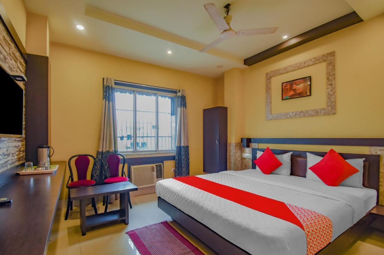 Oyo 1851 Hotel Sefali Deluxe كولكاتا المظهر الخارجي الصورة